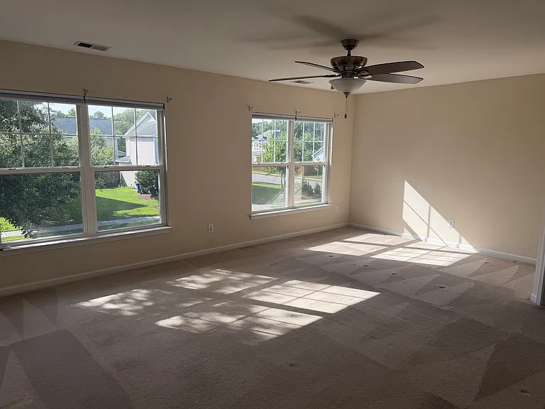 2047 Chilhowee Dr — Photo 12