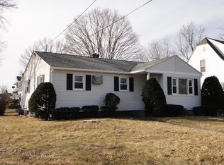 2448 Roosevelt Ave, Springfield, MA 01104