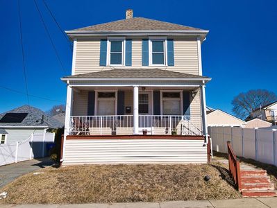 206 Lawton St, Fall River, MA, 02721