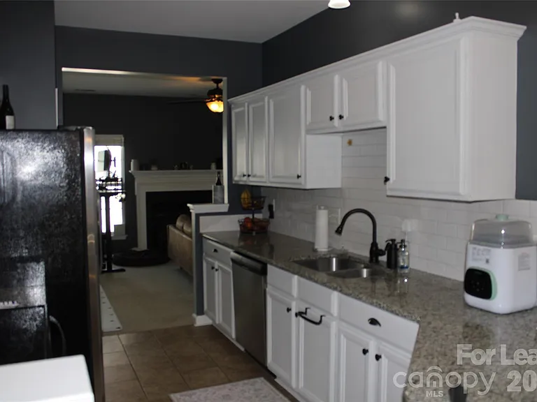 9446 Cadman Ct — Photo 3