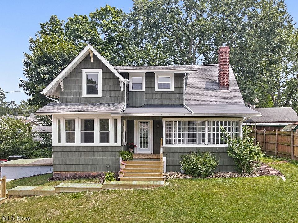1st image of 1552 Parkway Blvd