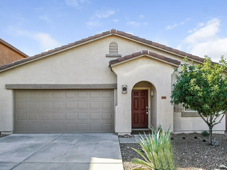 3761 W Eastman Ct — Photo 1