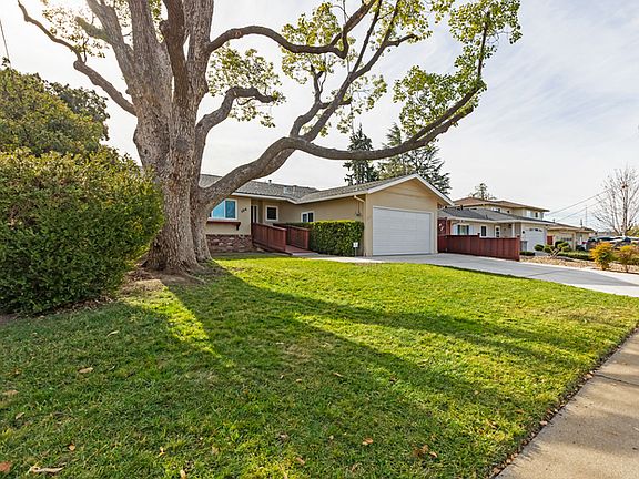 4th image of 124 Pleasant Pl