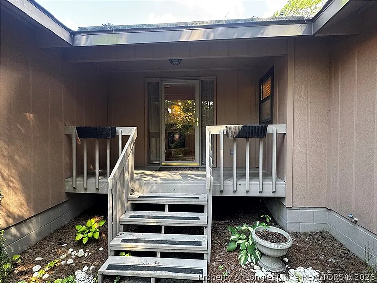 6739 Irongate Dr #B — Photo 3