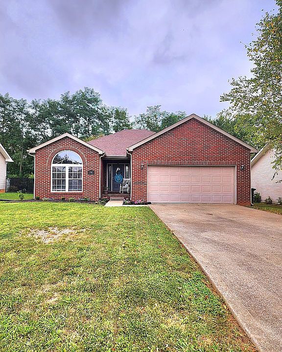 1st image of 154 Swiss Stone Way E