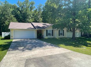 107 Edwards Dr, Kingsland, GA 31548