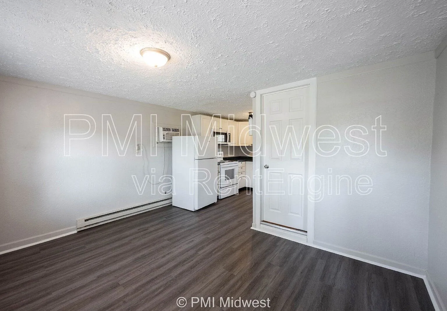 1 bed, 1.0 bath, 400 sqft, $829 — Photo 3