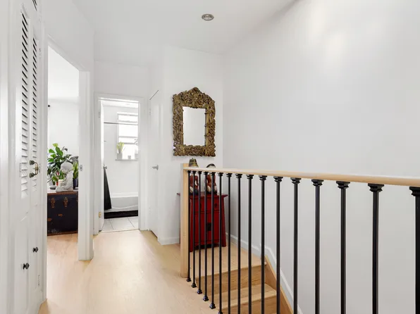 138 Wakeman Place image 18 of 35