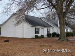 1909 Old Fire Tower Rd, Greenville, NC 27858