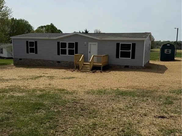 432 Pratt Rd, Dobson, NC 27017