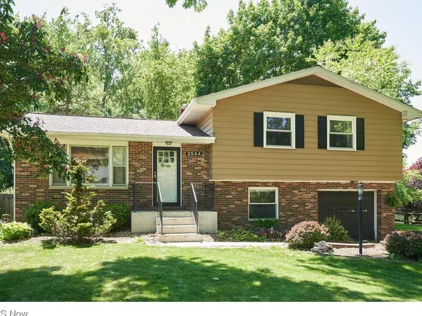 2544 Barrington Rd, Akron, OH 44333