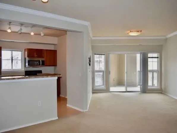 13570 Technology Dr APT 2224, Eden Prairie, MN 55344