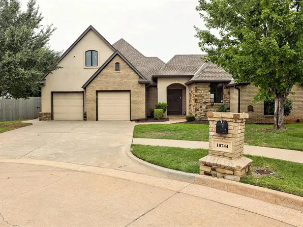 10744 N Ann Arbor Ave, Oklahoma City, OK 73162