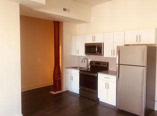 6018 Market St APT 1A, Philadelphia, PA 19139