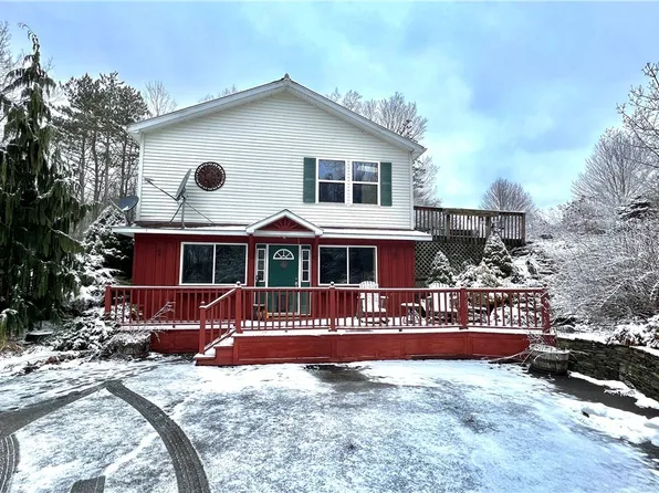 8492 Reed Hill Rd, Cattaraugus, NY 14719