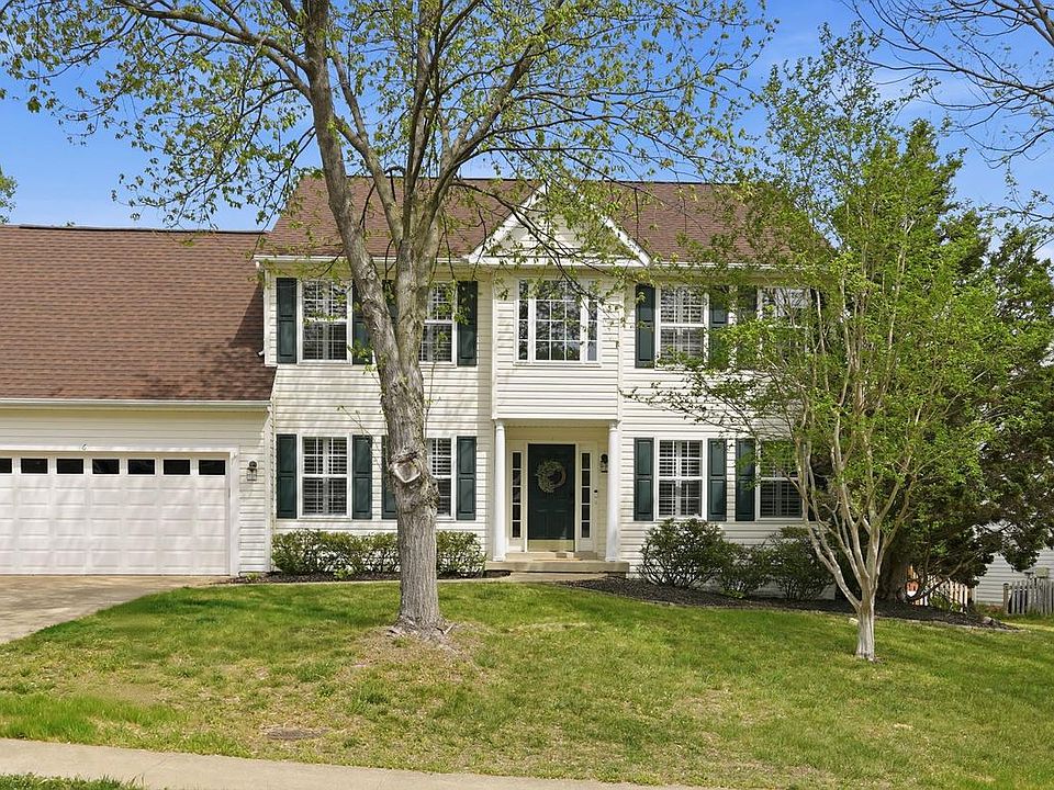 1st image of 6 Scotland Cir