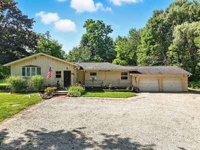 10037 Kinsman Rd, Novelty, OH, 44072