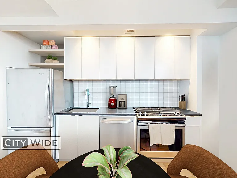 336 Himrod St #407 — Photo 5