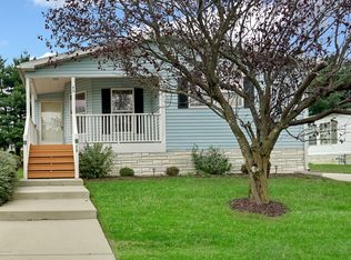 43 Pine Ridge Blvd, Whiting, NJ 08759