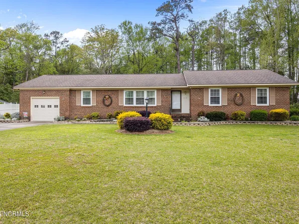 112 Hillcrest Drive, Washington, NC 27889