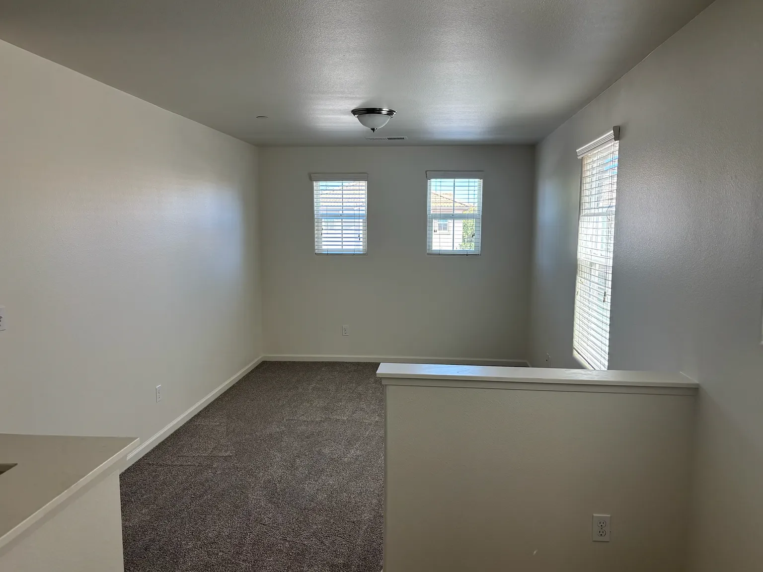 3 bed, 2.5 bath, 1595 sqft, $2,495 — Photo 4