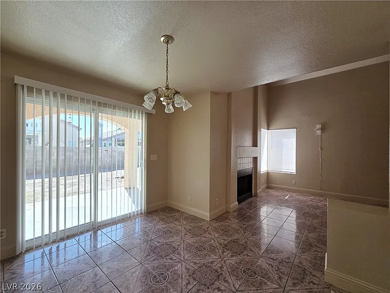 4541 Fireside Ln — Photo 7