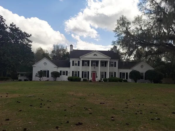 1015 S Gordon Ave, Adel, GA 31620