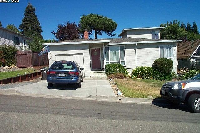 2nd image of 17964 Beardsley St