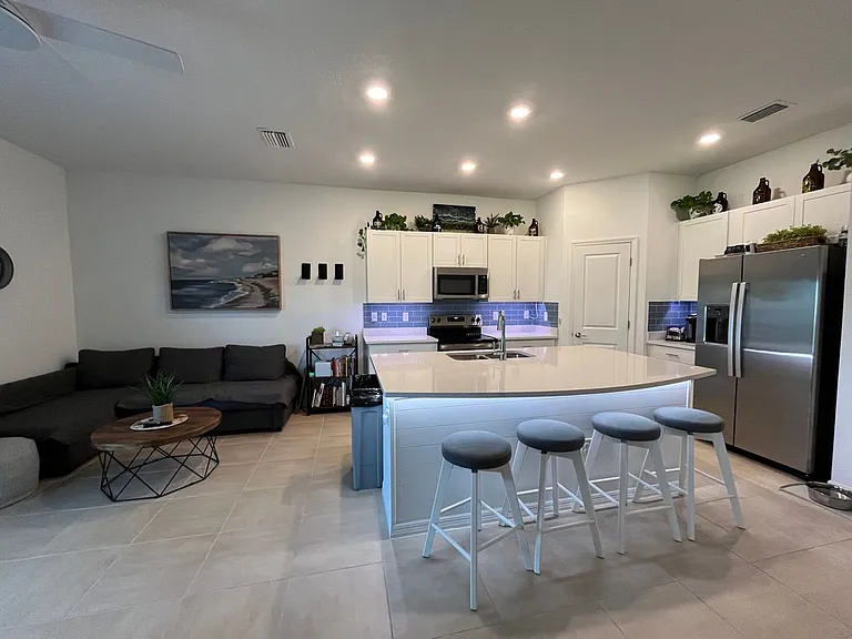 2310 Paravane Way — Photo 11