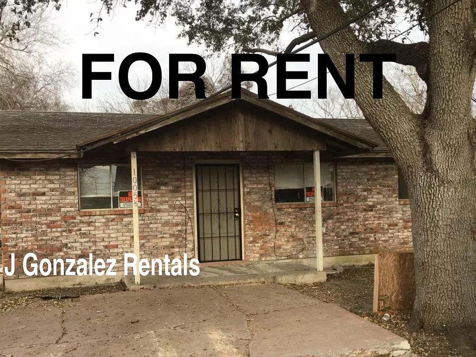 Cute Brick front three bedroom house With fenced back yard