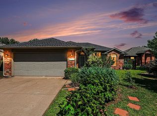 16208 Panther Way, Edmond, OK 73013
