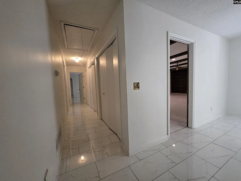 77 Northlake Rd — Photo 30