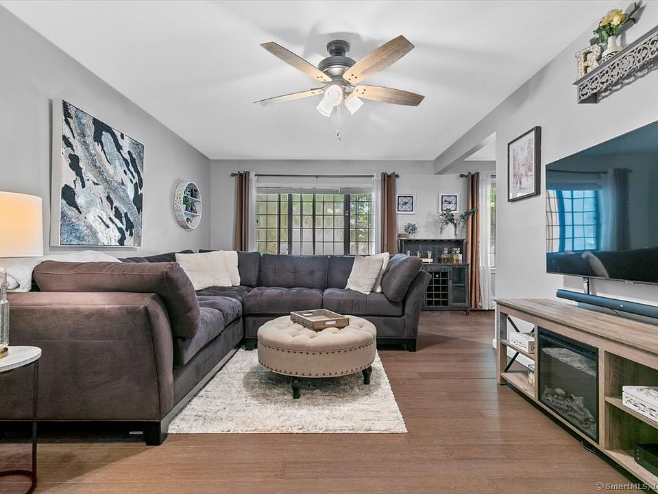 Foxwood 343 Foxwood Ln Milford CT Zillow