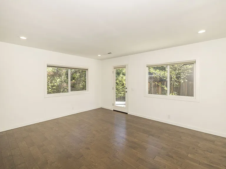 783 Fremont Ave — Photo 5