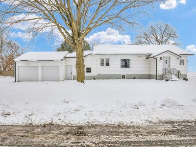 301 S Douglas St, Villa Grove, IL, 61956