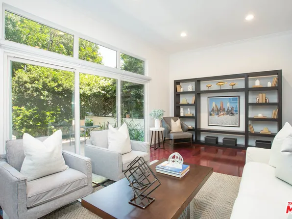 1745 Selby Ave APT 14, Los Angeles, CA 90024