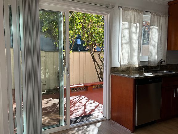 5th image of 1431 Terra Nova Blvd