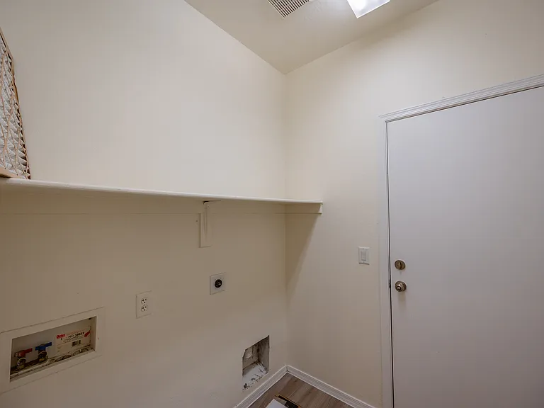 4540 E Sundance Ave — Photo 7