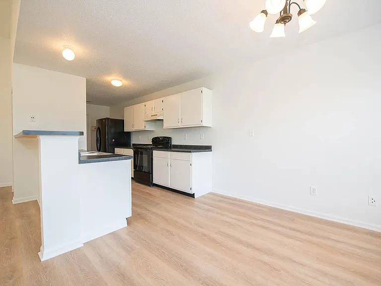 9661 Trail Dr — Photo 11