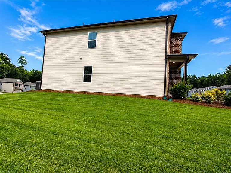8317 Hunters Grove Rd — Photo 44