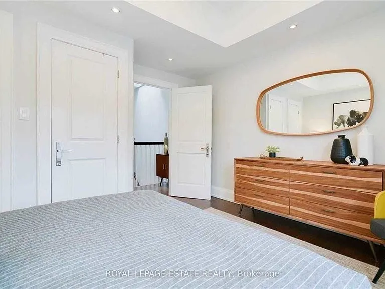 10 Kent Rd — Photo 13