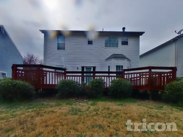 3182 Gainsborough Ct — Photo 18