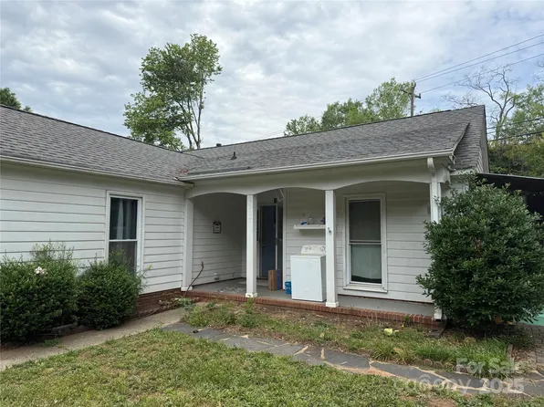 6507 Chewink Ct, Charlotte, NC 28227