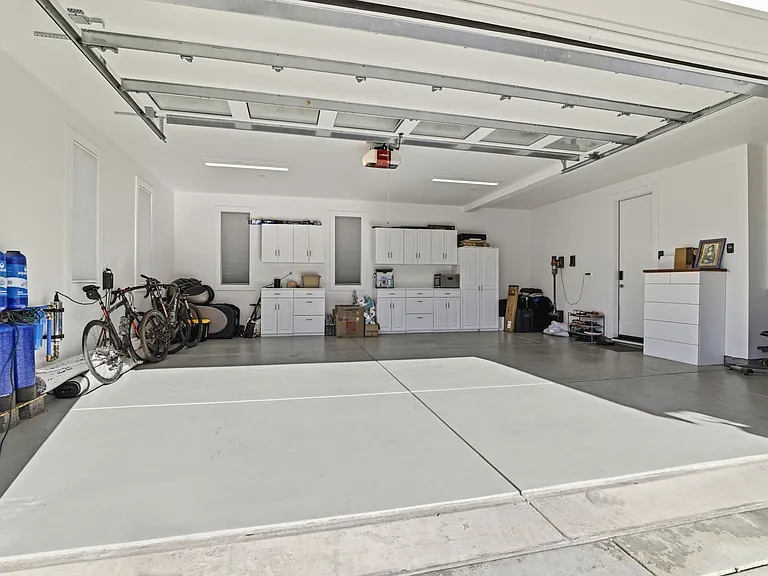 115 Sisters Ct — Photo 33