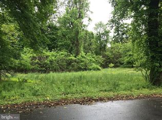 4867 Long View Rd, Temple Hills, MD 20748