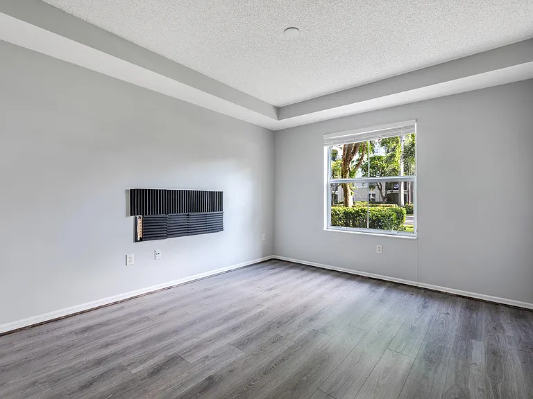 1106 Tuscany Way — Photo 17