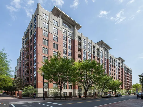 1021 N Garfield St APT 611, Arlington, VA 22201