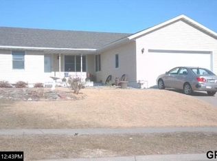 2406 Minuteman Dr, Lincoln, NE 68521