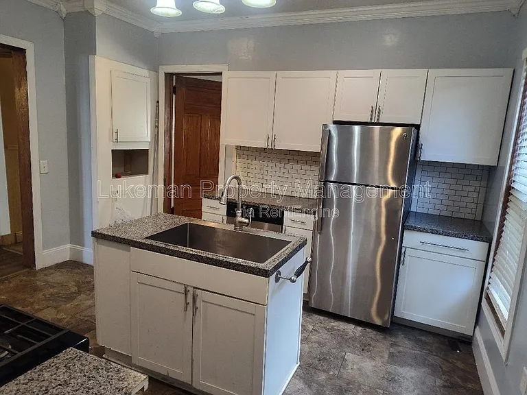 605 W Kalamazoo Ave #1 — Photo 2