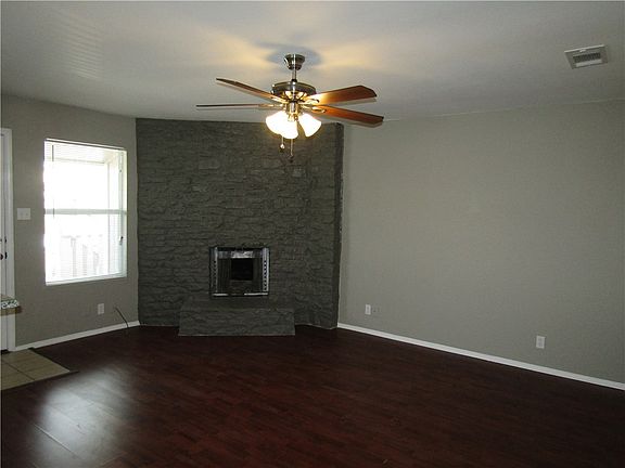 2nd image of 10212 Brownie Dr